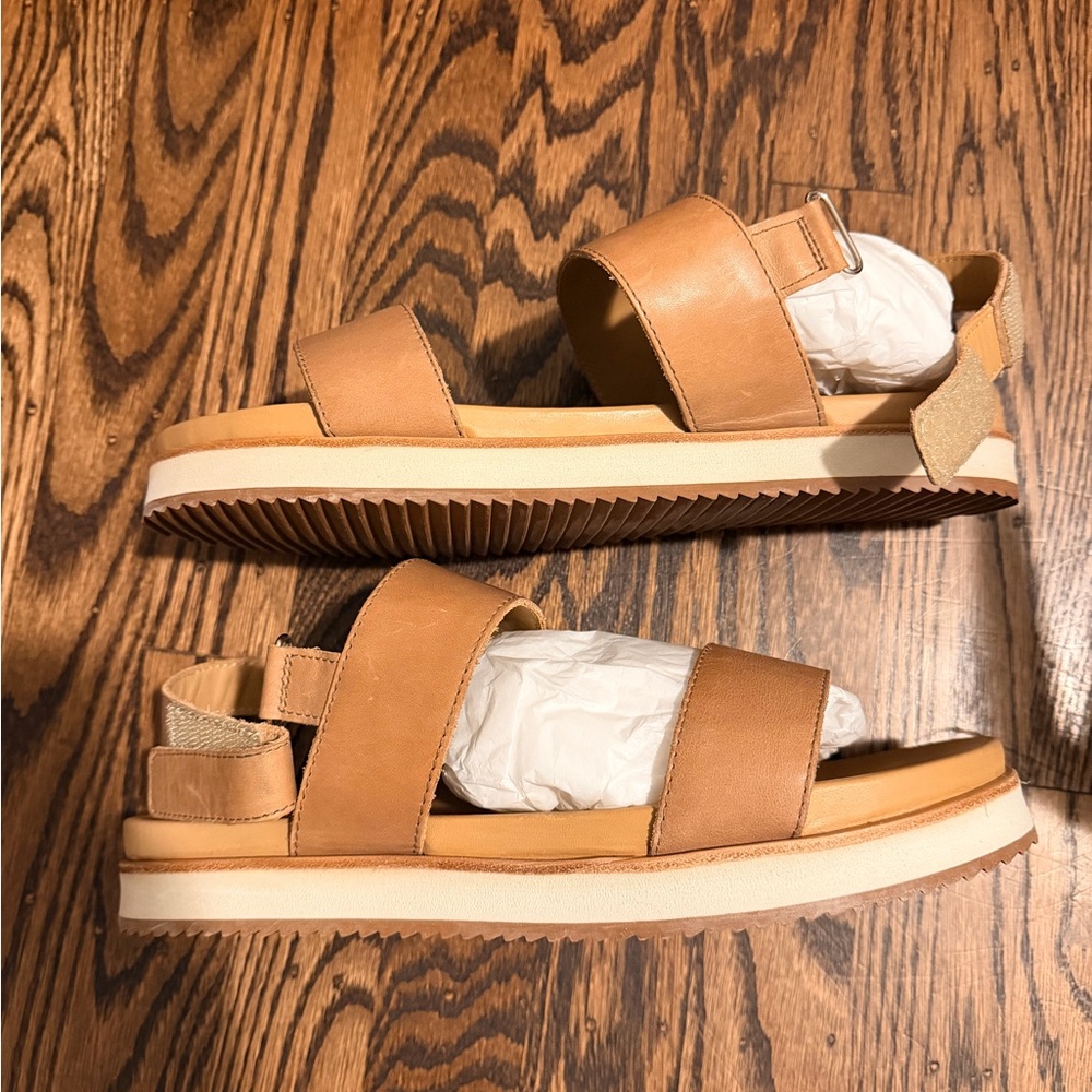 Nisolo Almond Platform Sandals go to flatform 9